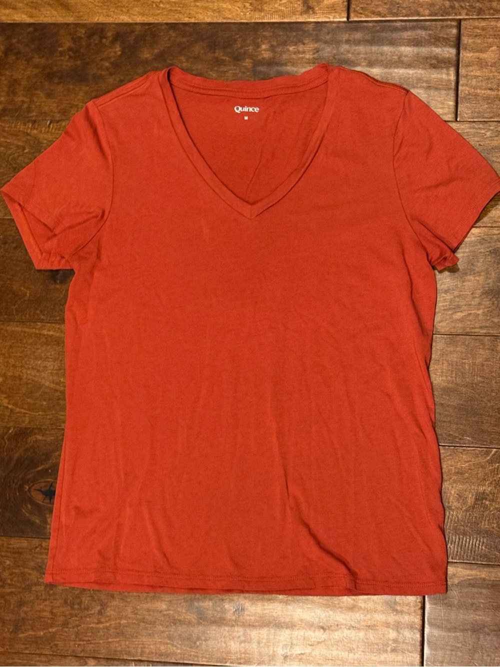 Quince Women's V-Neck Short Sleeve Tee - Rust Red / Orange
